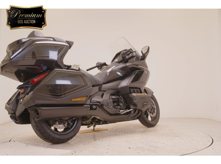 Мотоцикл Honda GL1800 з пробігом 13 km