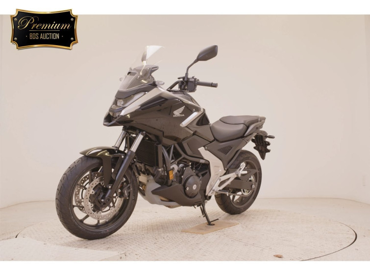 Мотоцикл Honda NC750XDCTA з пробігом 18 km