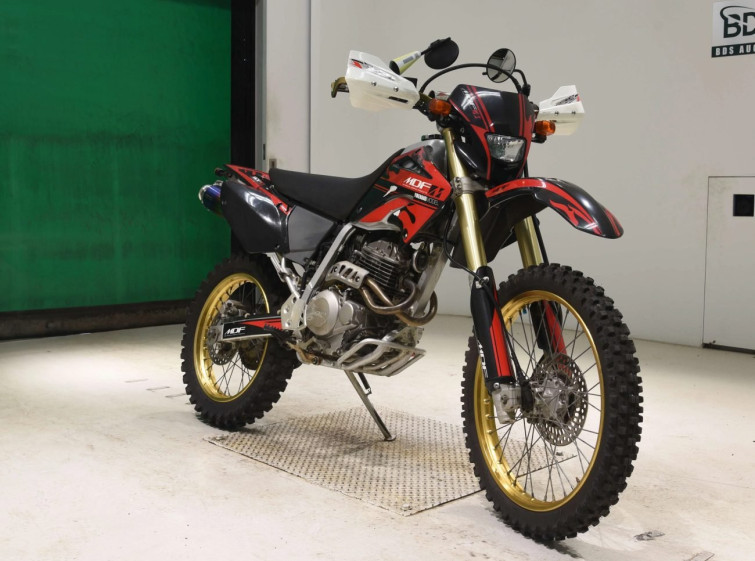 Мотоцикл Honda XR250