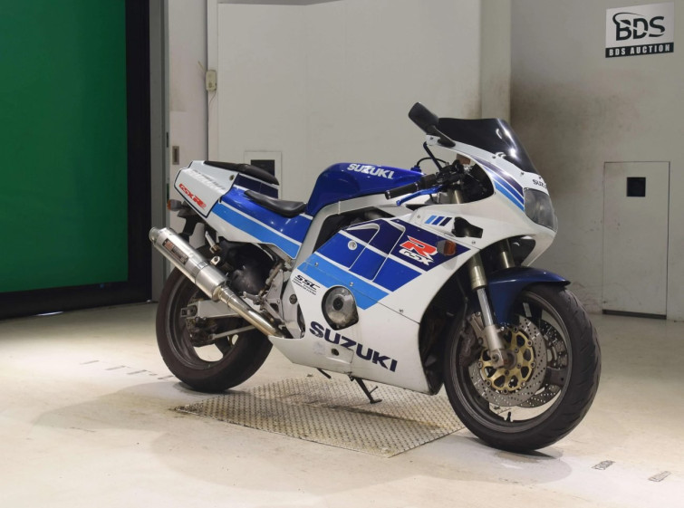 Мотоцикл Suzuki GSX-R400 з пробігом 35099 km