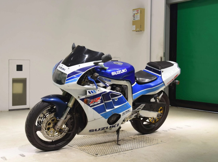 Мотоцикл Suzuki GSX-R400 з пробігом 35099 km
