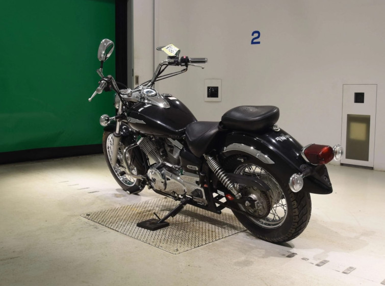 Мотоцикл Yamaha DRAGSTAR XVS250