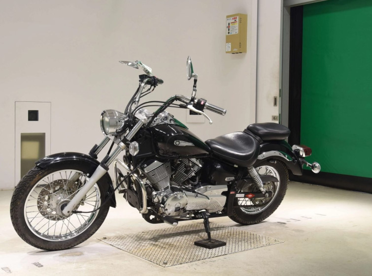 Мотоцикл Yamaha DRAGSTAR XVS250