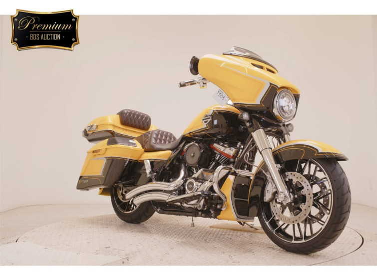 Мотоцикл HD STREET GLIDE FLHXSE1920 CVO с пробегом 12788 km