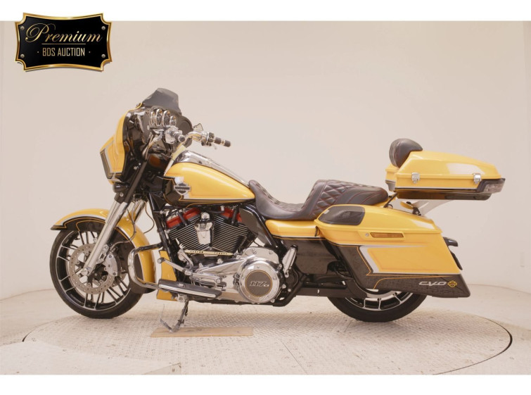 Мотоцикл HD STREET GLIDE FLHXSE1920 CVO с пробегом 12788 km