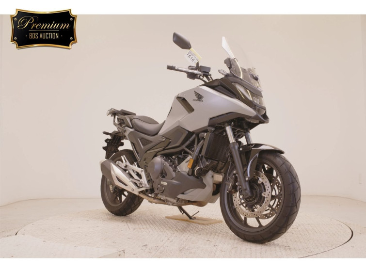 Мотоцикл Honda NC750XD с пробегом 3086 km