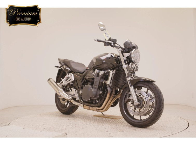 Мотоцикл Honda CB1300SF с пробегом 3945 km