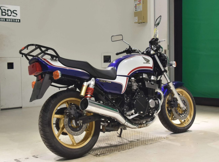 Мотоцикл Honda CB750SF з пробігом 18756 km