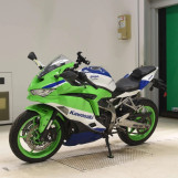 Мотоцикл Kawasaki ZX-4RR з пробігом 34576 km