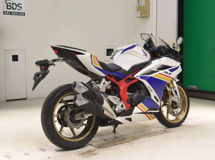 Мотоцикл Honda CBR250RR с пробегом 9202 km