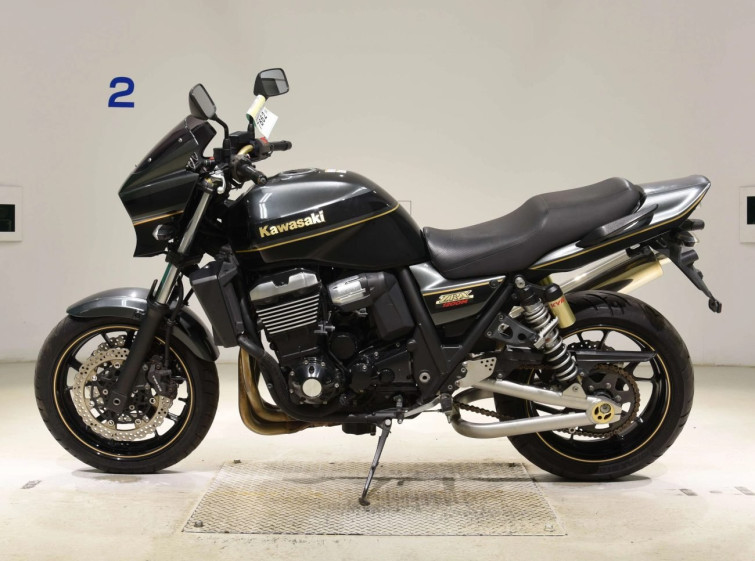 Мотоцикл Kawasaki ZRX1200 DAEG с пробегом 49062 km