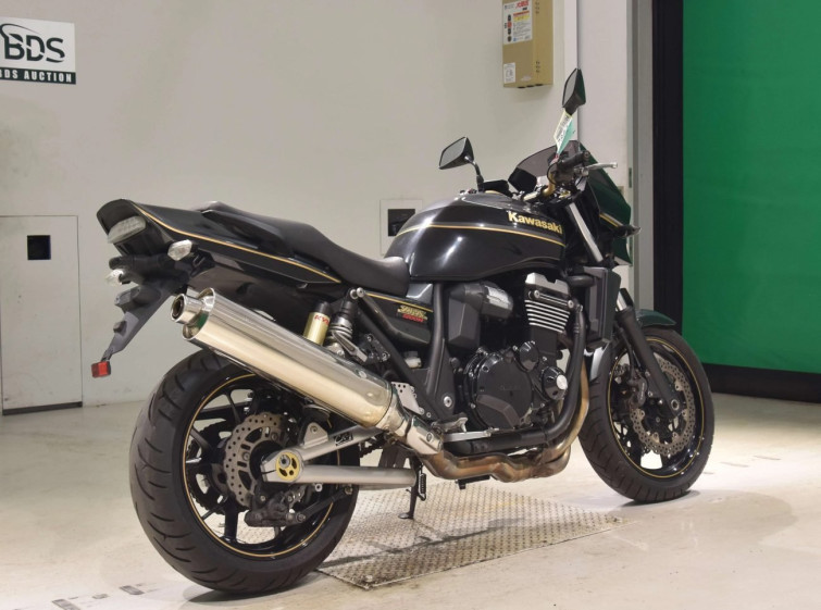 Мотоцикл Kawasaki ZRX1200 DAEG с пробегом 49062 km