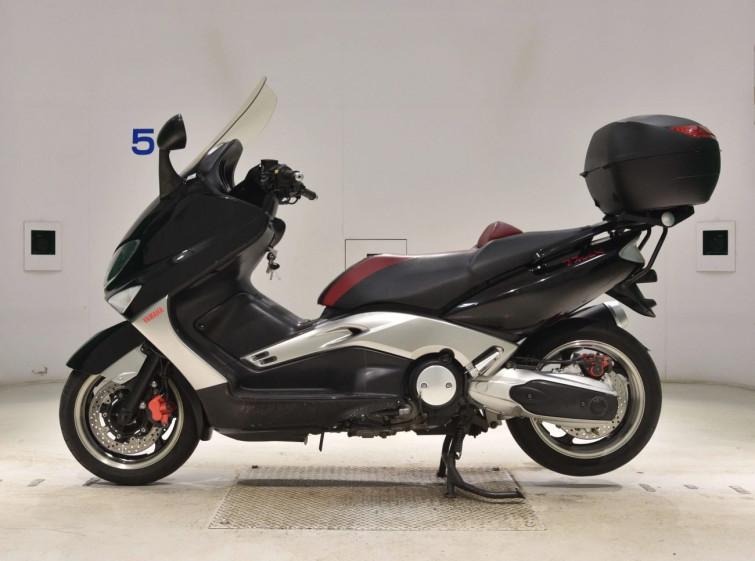 Мотоцикл Yamaha T-MAX500 с пробегом 24467 km