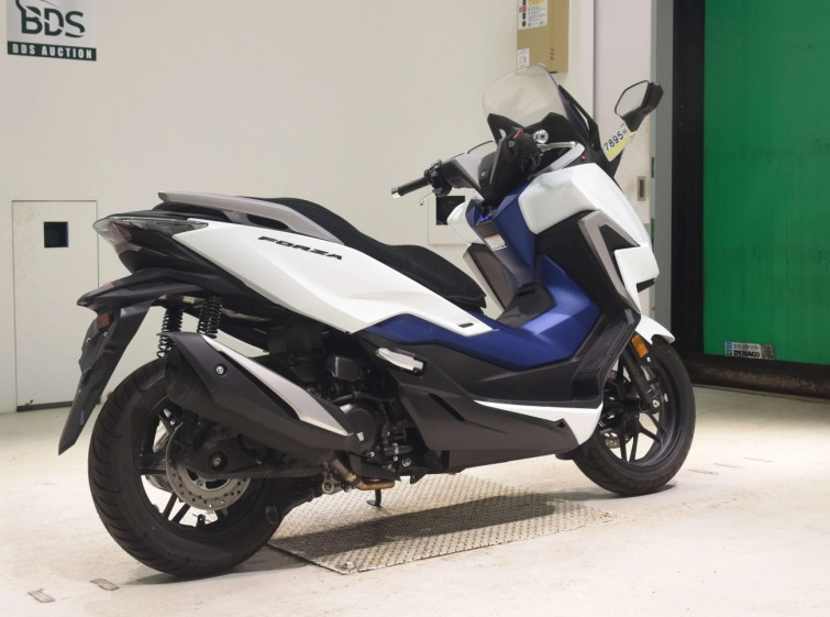 Мотоцикл Honda FORZA