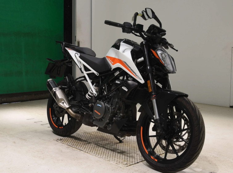 Мотоцикл KTM 390 DUKE с пробегом 21019 km