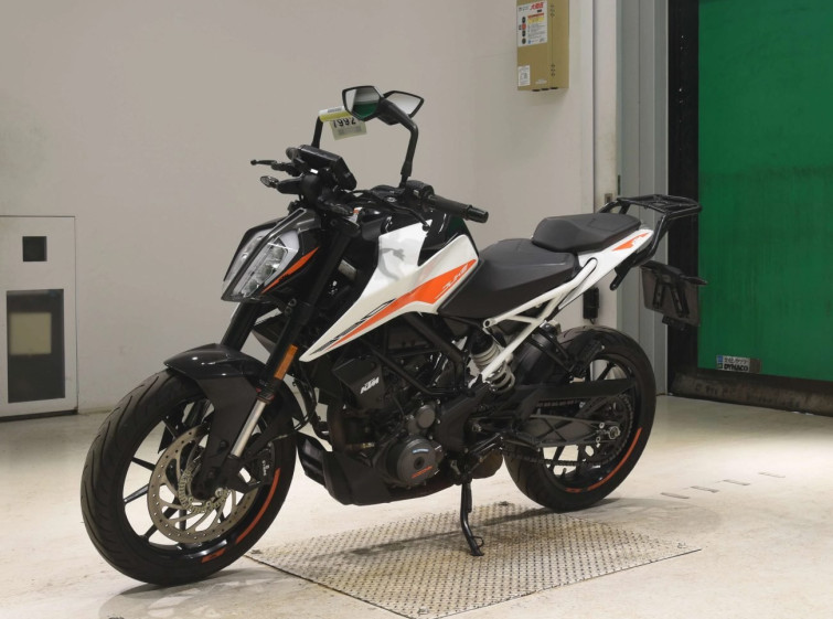 Мотоцикл KTM 390 DUKE с пробегом 21019 km