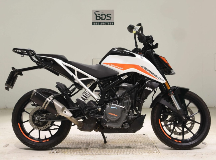 Мотоцикл KTM 390 DUKE с пробегом 21019 km