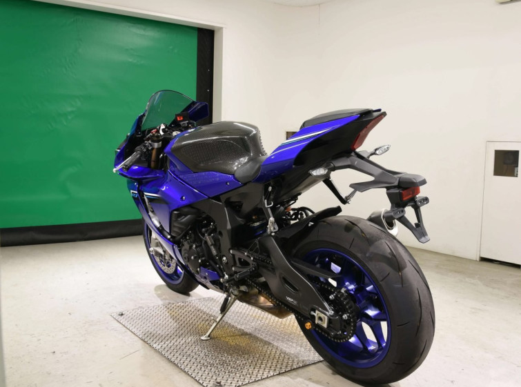 Мотоцикл Yamaha YZF-R1 с пробегом 2501 km