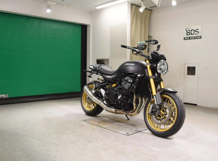 Мотоцикл Kawasaki Z900RS з пробігом 145 km