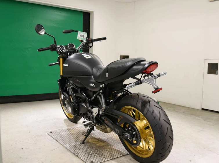 Мотоцикл Kawasaki Z900RS з пробігом 145 km