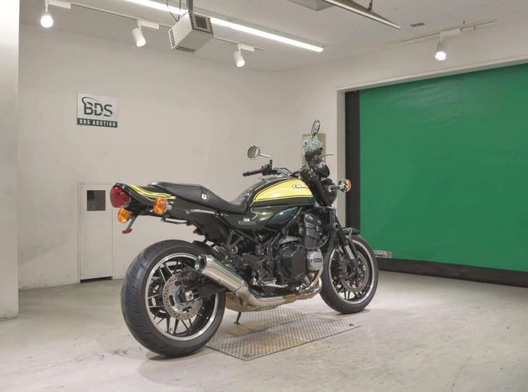 Мотоцикл Kawasaki Z900RS