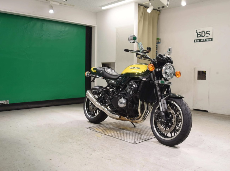 Мотоцикл Kawasaki Z900RS