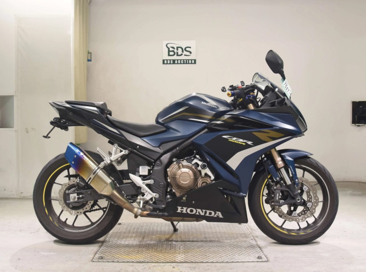Мотоцикл Honda CBR400R