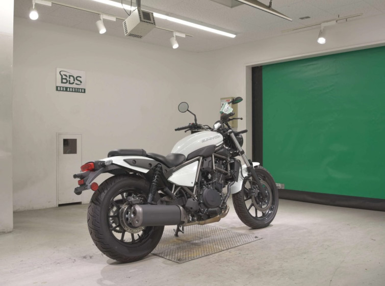Мотоцикл Kawasaki ELIMINATOR400-3