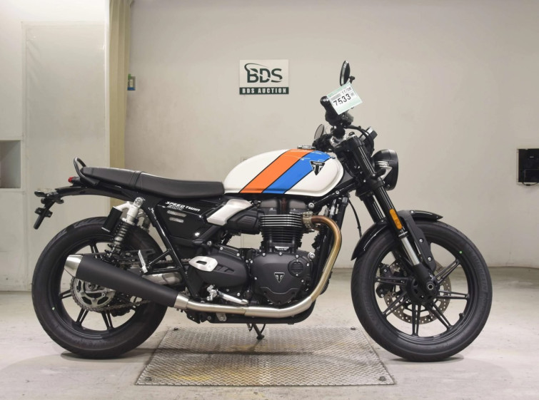Мотоцикл Triumph SPEED TWIN 900