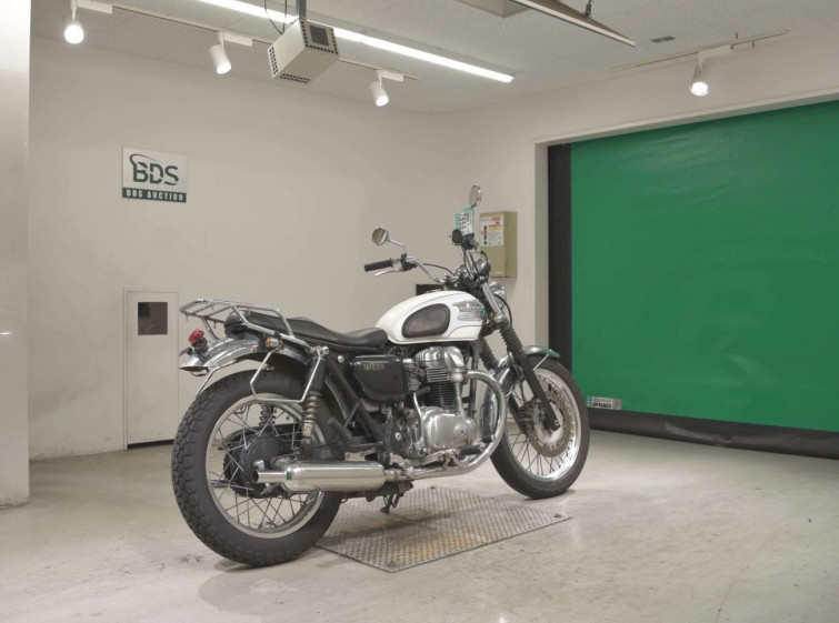 Мотоцикл Kawasaki W650