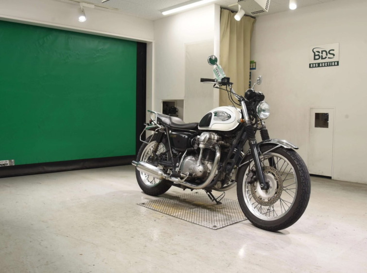 Мотоцикл Kawasaki W650