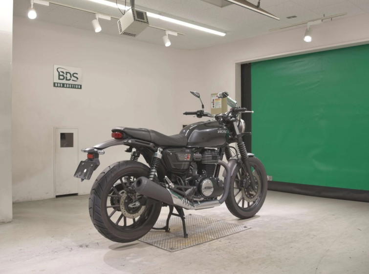 Мотоцикл Honda GB350