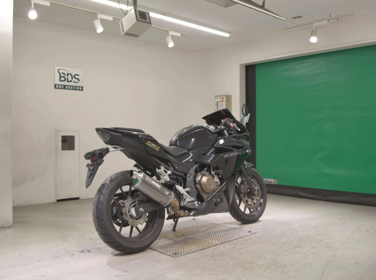 Мотоцикл Honda CBR400R