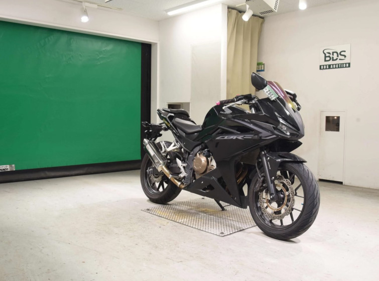 Мотоцикл Honda CBR400R