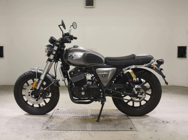 Мотоцикл GPX LEGEND 250 TWIN