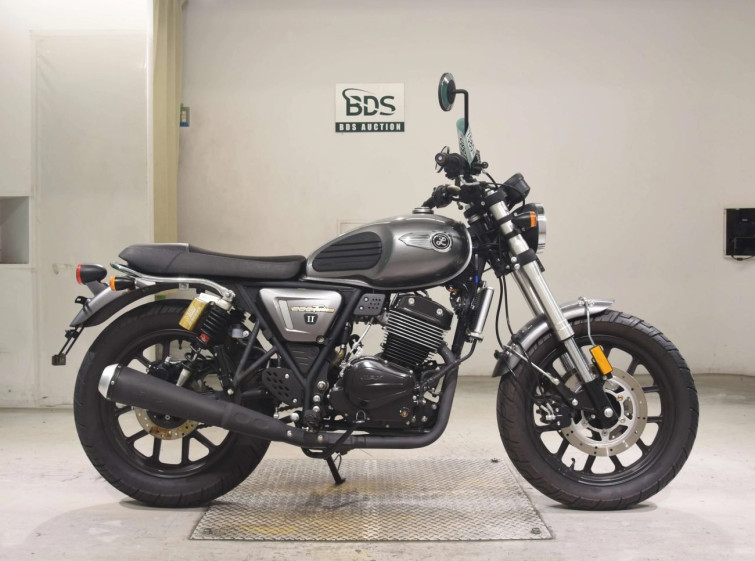 Мотоцикл GPX LEGEND 250 TWIN