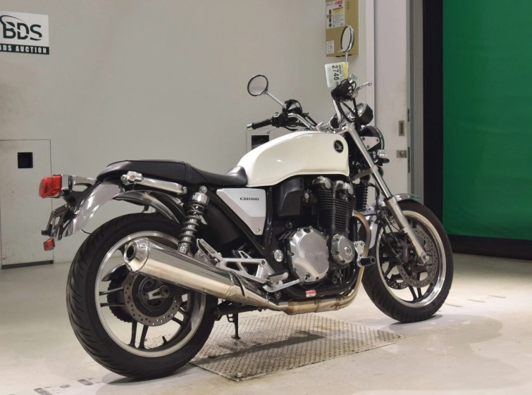 Мотоцикл Honda CB1100 з пробігом 29895 km