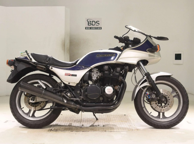 Мотоцикл Kawasaki GPZ750F з пробігом 12480 km