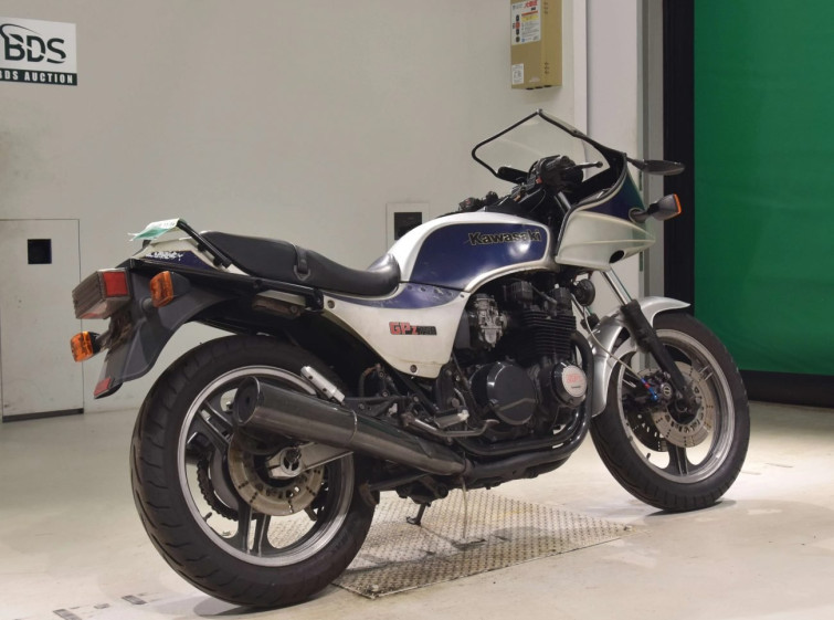 Мотоцикл Kawasaki GPZ750F з пробігом 12480 km
