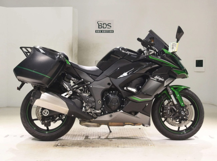 Мотоцикл Kawasaki NINJA1000SX с пробегом 16258 km