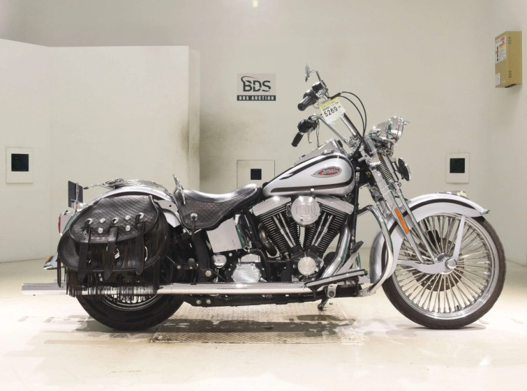 Мотоцикл HD HERITAGE SPRINGER FLSTS1340 з пробігом 80645 km