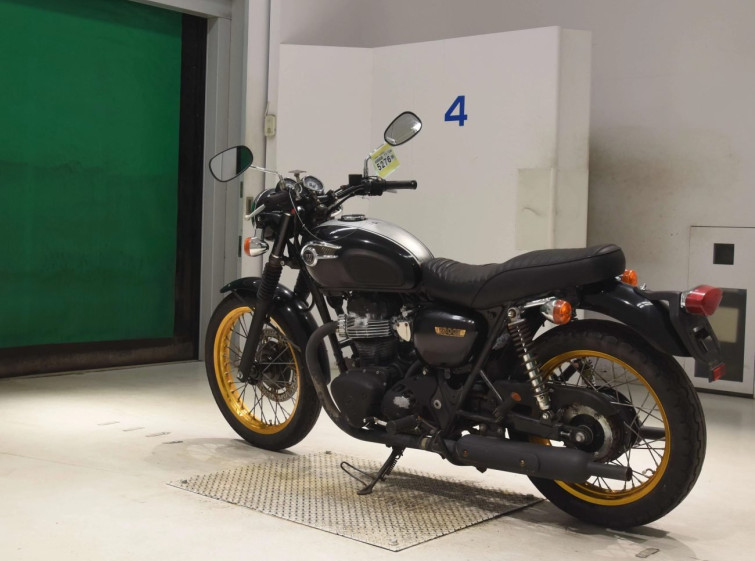 Мотоцикл Kawasaki W800 з пробігом 35162 km