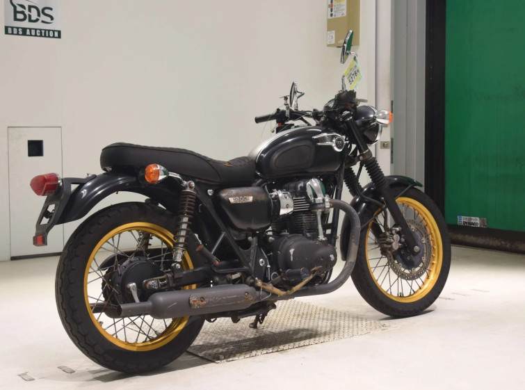 Мотоцикл Kawasaki W800 з пробігом 35162 km