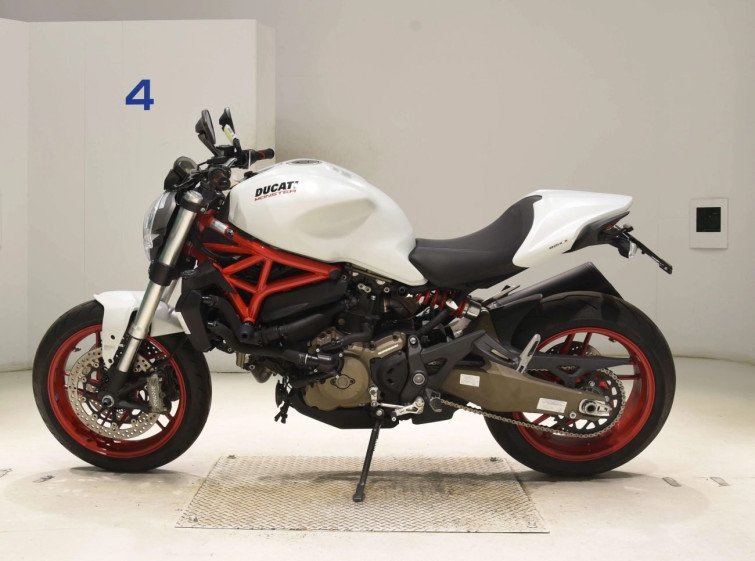 Мотоцикл Ducati MONSTER 821 с пробегом 10463 km