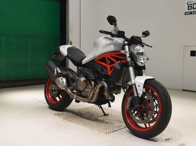 Мотоцикл Ducati MONSTER 821 с пробегом 10463 km