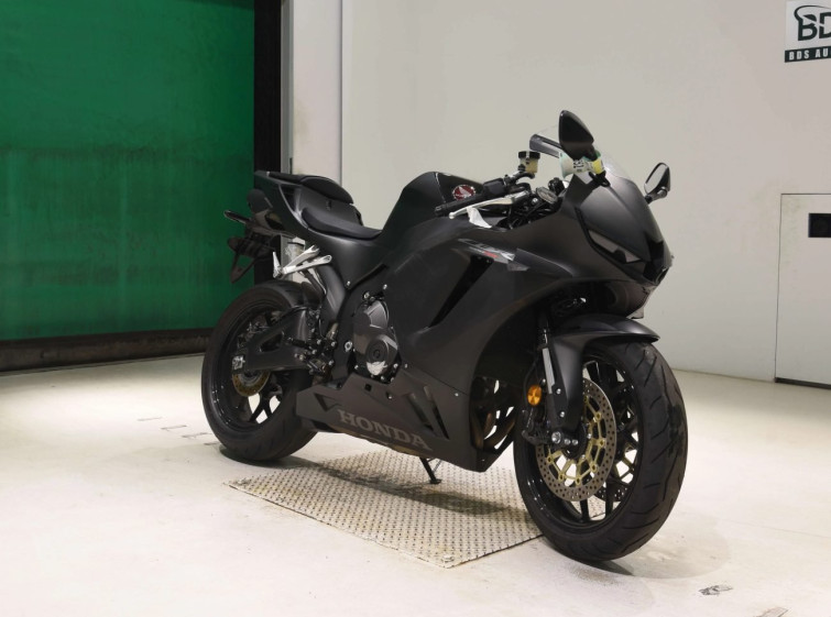 Мотоцикл Honda CBR600RR з пробігом 9759 km