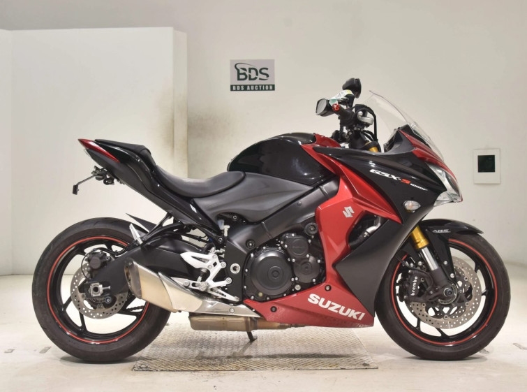 Мотоцикл Suzuki GSX-S1000F з пробігом 14615 km
