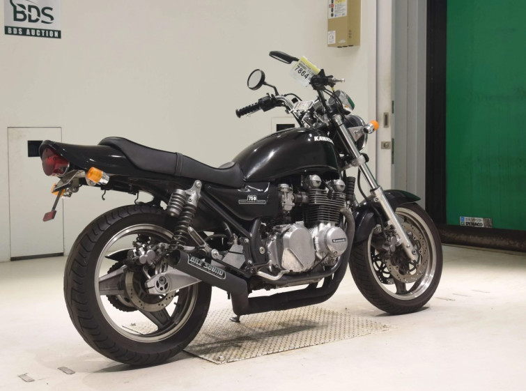Мотоцикл Kawasaki ZEPHYR750 з пробігом 22996 km