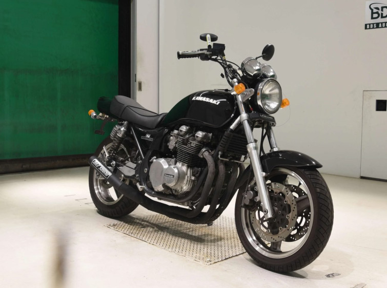Мотоцикл Kawasaki ZEPHYR750 з пробігом 22996 km