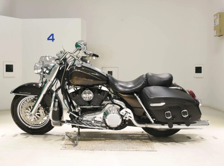 Мотоцикл HD ROAD KING FLHRCI1450 з пробігом 36421 km